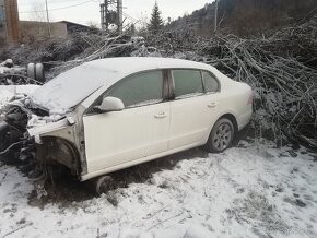 Rozpredám škoda superb facelift 2015 - 2