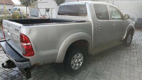 TOYOTA HILUX - NA PREDAJ / NA SPLÁTKY - 2