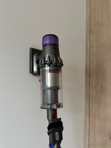 Dyson V11 absolute tycovy vysavac - 2