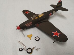 Zhotovené plastikové modely 1/72 - 2