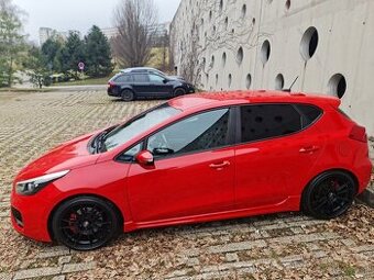 Kia ceed GT, r.v. 10/2018....98000 km ... - 2