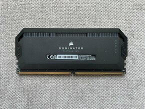 CORSAIR DOMINATOR® PLATINUM RGB 16GB DDR5 - 2