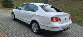 Volkswagen Passat B6 Highline 2.0TDi 103KW DSG R.v.2008 - 2