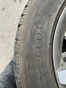 Pirelli 235/60 R18 - 2