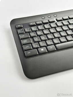 Bezdrôtová klávesnica Logitech K540 (CZ/SK) - 2