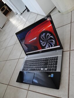 17.3" Lenovo V110/ Core I3/ 8GB RAM/ 360GB SSD / 2xGraf - 2