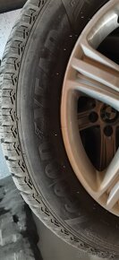 225/55/17 Goodyear zimne pneu 80% - 2