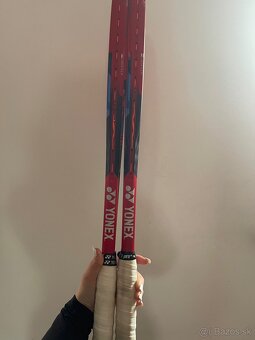 Yonex vcore 98 285g tenisové rakety - 2