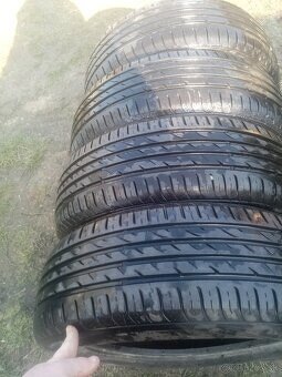 Letné pneumatiky 215/60 R17 - 2