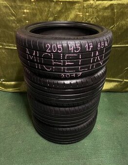 205/45 r17 letné Michelin 88W - 2