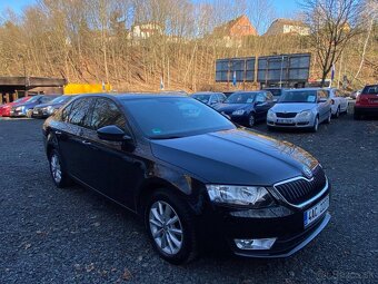 Škoda Octavia 1.6TDI 77kW klima tempomat ČR - 2