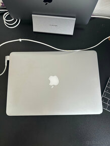 Apple Macboo AIR 13,3", early 2014- 8GB RAM/ 128 SSD - 2