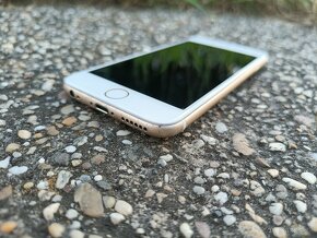 iPhone 6s 64 GB Rose Gold - 2