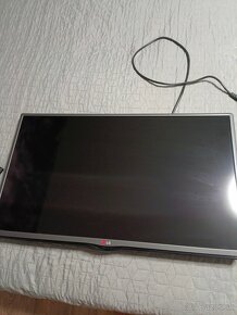LG LCD TV 81 cm - 2