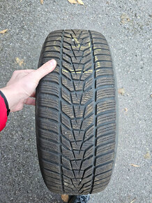 Hankook icept evo3 215x55 R18 - 2