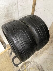 Pirelli 305/40 R20 2x=200€ - 2