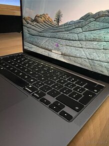 Predám MacBook Pro 13-inch (Model A2338, 2020) - 2