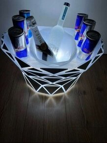 LED Red Bull party loď / Bottle service - 2