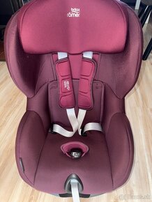 Britax Romer Trifix 2 i-size Burgundy Red - 2