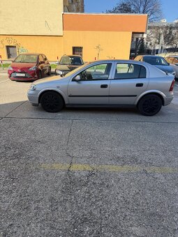 Opel Astra - 2