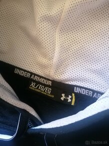 UNDER ARMOUR mikina s kapucňou - 2