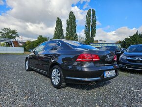 Volkswagen Passat 2.0 TDI BMT Comfortline DSG - 2