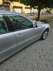 Mercedes Benz e320 CDI Elegance A/T - 2