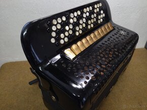 gombíkový chromatický akordeon Hohner Maestro IV - 2