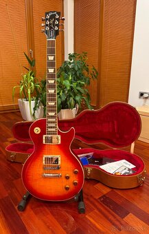 Gibson Les Paul Standard 2018 - Heritage Cherry Sunburst - 2