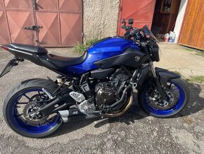 Yamaha MT-07 ABS, športový výfuk + 39L Kufor - 2