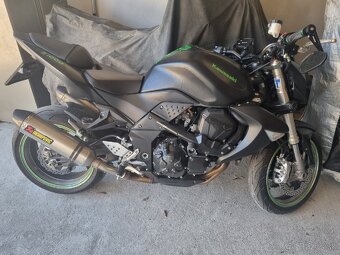 Kawasaki Z1000 - 2