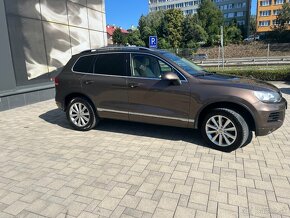 Volkswagen Touareg II 3.0 V6 TDI 4MOTION - 2