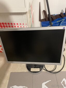 Monitor SAMSUNG - 2