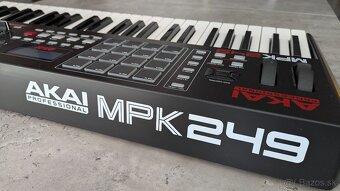 Akai MPK 249 - 2