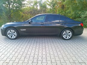 BMW 740D F01 - 2