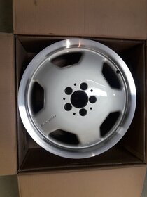 Amg kola Styling 2 8,5Jx17H2 5x112 ET30 HWA 2024010102 - 2