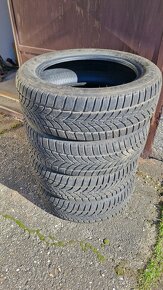 Zimne pneu Dunlop Wintersport 215/55/r18 - 2