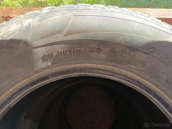 235/70 R16 - 2