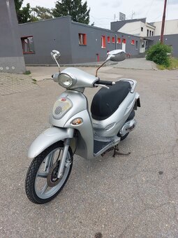 2005 KYMCO PEOPLE 125 ccm, velký servis - 2