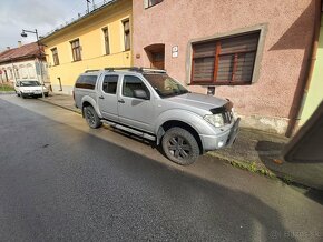 Nissan Navara - 2