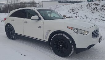 Infiniti FX 35 - 2