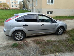 Ford Focus mk2 1.4 - 2