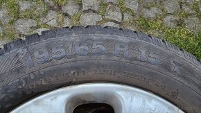 Predám 195/65 R15 zimné pneumatiky - 2