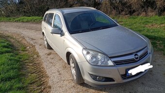 Opel Astra Combi - 2