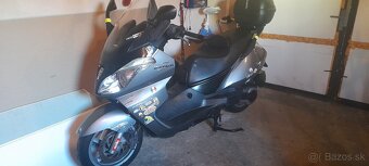 Aprilia atlantic 500 - 2