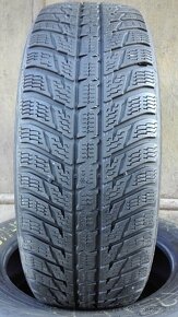 Predám 4-Zimné pneumatiky Nokian SUV 215/65 R17 - 2