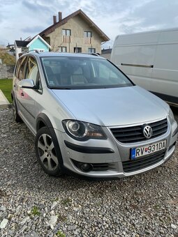 Volkswagen CROSS Touran 1.4 TSI - 2