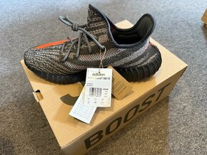 Adidas yeezy 350 v2 Carbon Beluga - 2