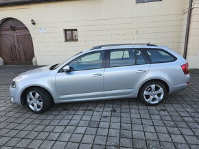 Škoda Octavia Combi 1.6 TDI M5 Ambiton DVD Navi R17 Orig. KM - 2