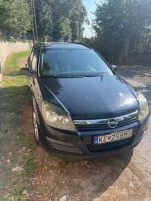 Opel Astra Wagon - 2